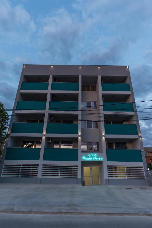 Turquoise Boutique Hotel Navodari Exterior photo